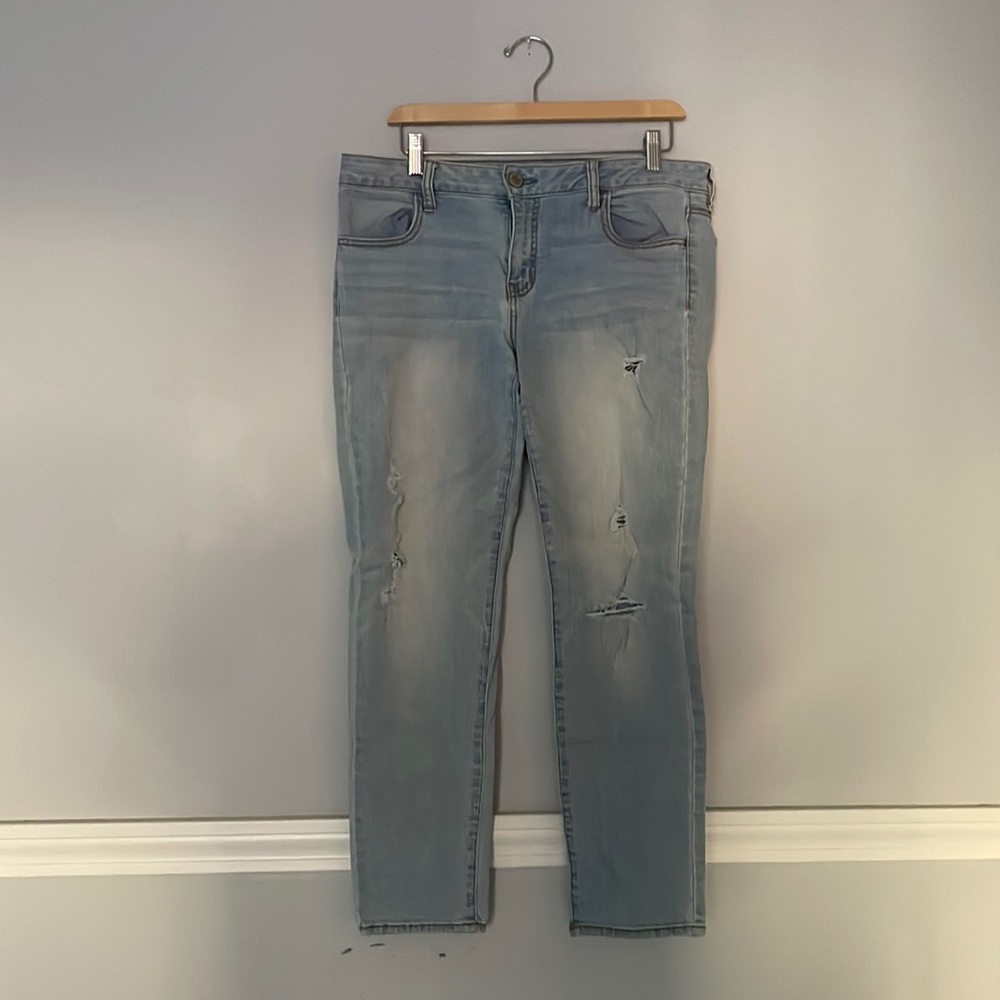 Light Wash Super Stretch Jeggings (SHORT)